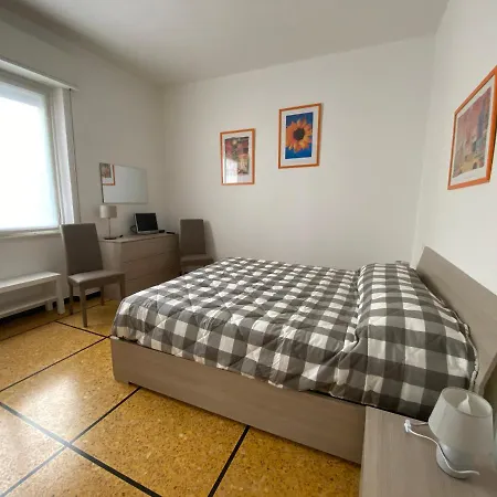 LIGURIA HOLIDAYS - Casa Vittoria *