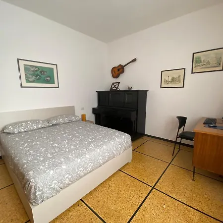 LIGURIA HOLIDAYS - Casa Vittoria Appartamento *