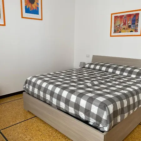 LIGURIA HOLIDAYS - Casa Vittoria Appartamento *